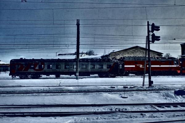 Un train sur la ligne du Transsibérien