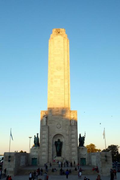 Le monument au drapeau